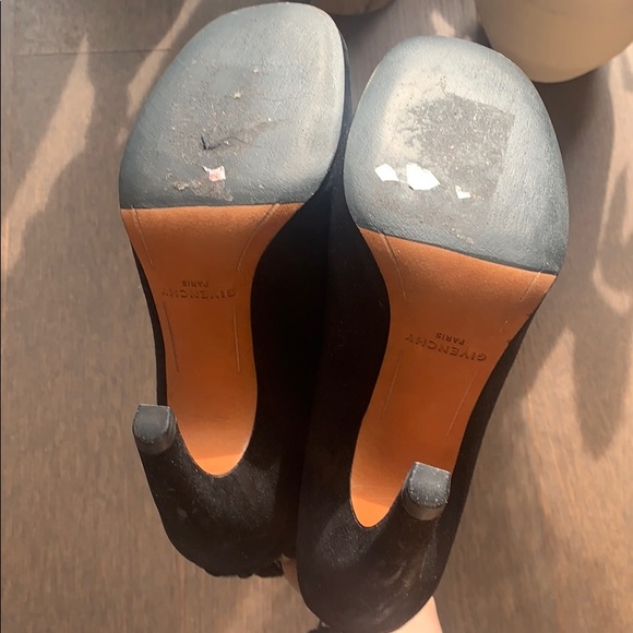 ❣️Authentic Givenchy Silvia Shark Lock Ankle Boots - Picture 5 of 8